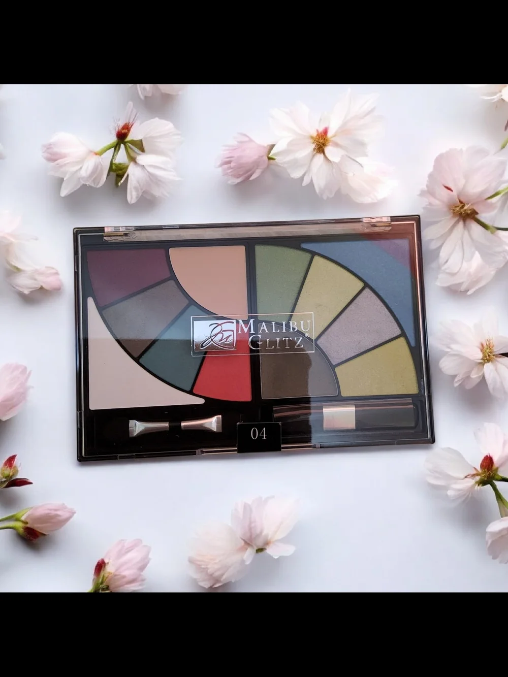 10-Color Eyeshadow Palette in Multi Shades